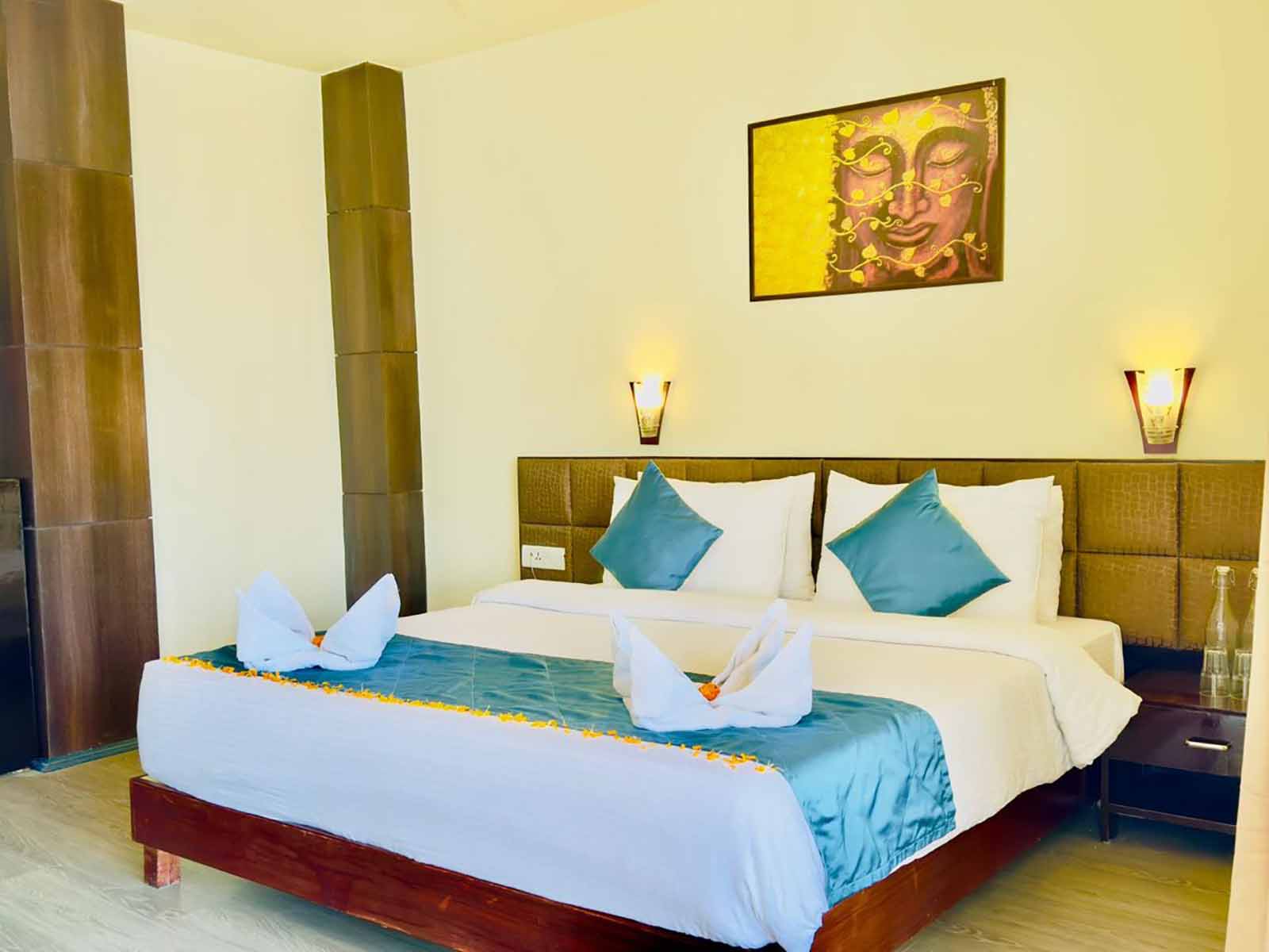 Executive Suite Room with Balcony